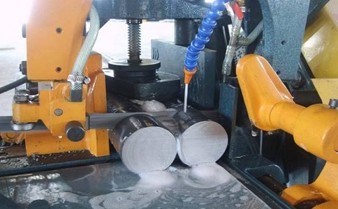 三穗卧式带锯床的送料方式有哪几种？